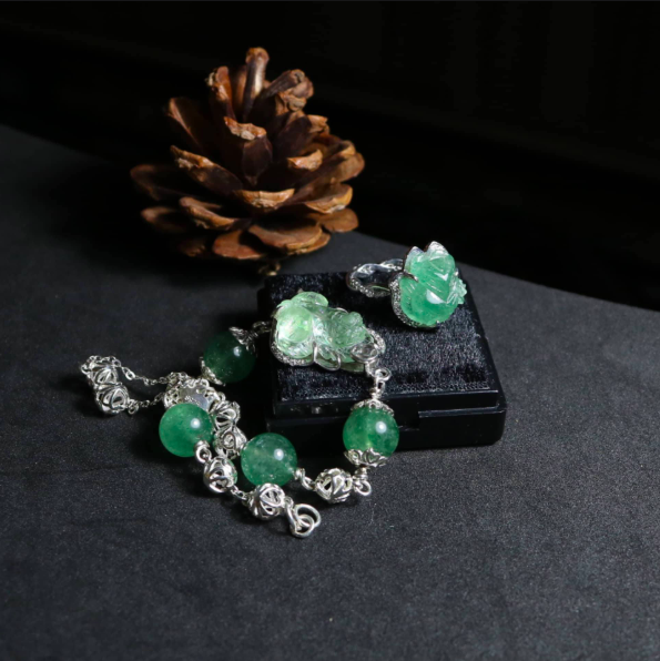 CÓ NÊN ĐEO TỲ HƯU VÀ HỒ LY CÙNG LÚC, CÂU TRẢ LỜI SẼ KHIẾN BẠN BẤT NGỜ