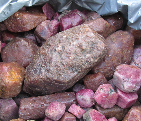 RUBY - ÔNG HOÀNG ĐÁ QUÝ